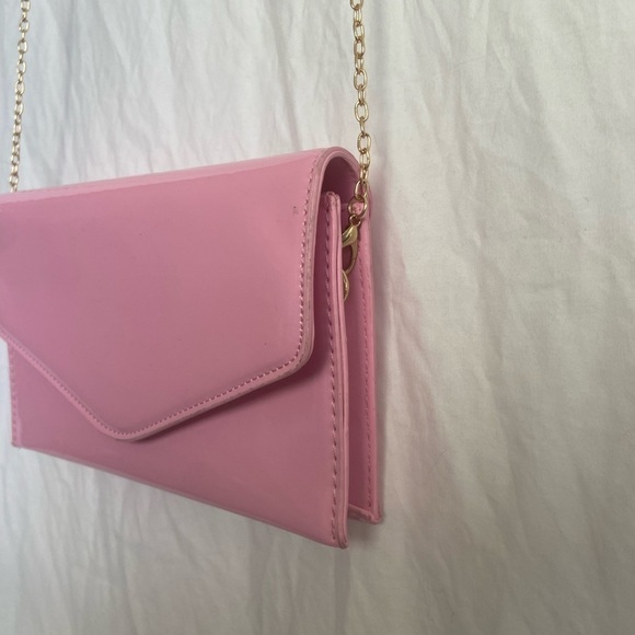 Steve Madden BWORLDLY PINK PATENT Cross Body Purse - Picture 2 of 16